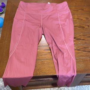 Brand new rose pink lululemon pocket fast and free size 12